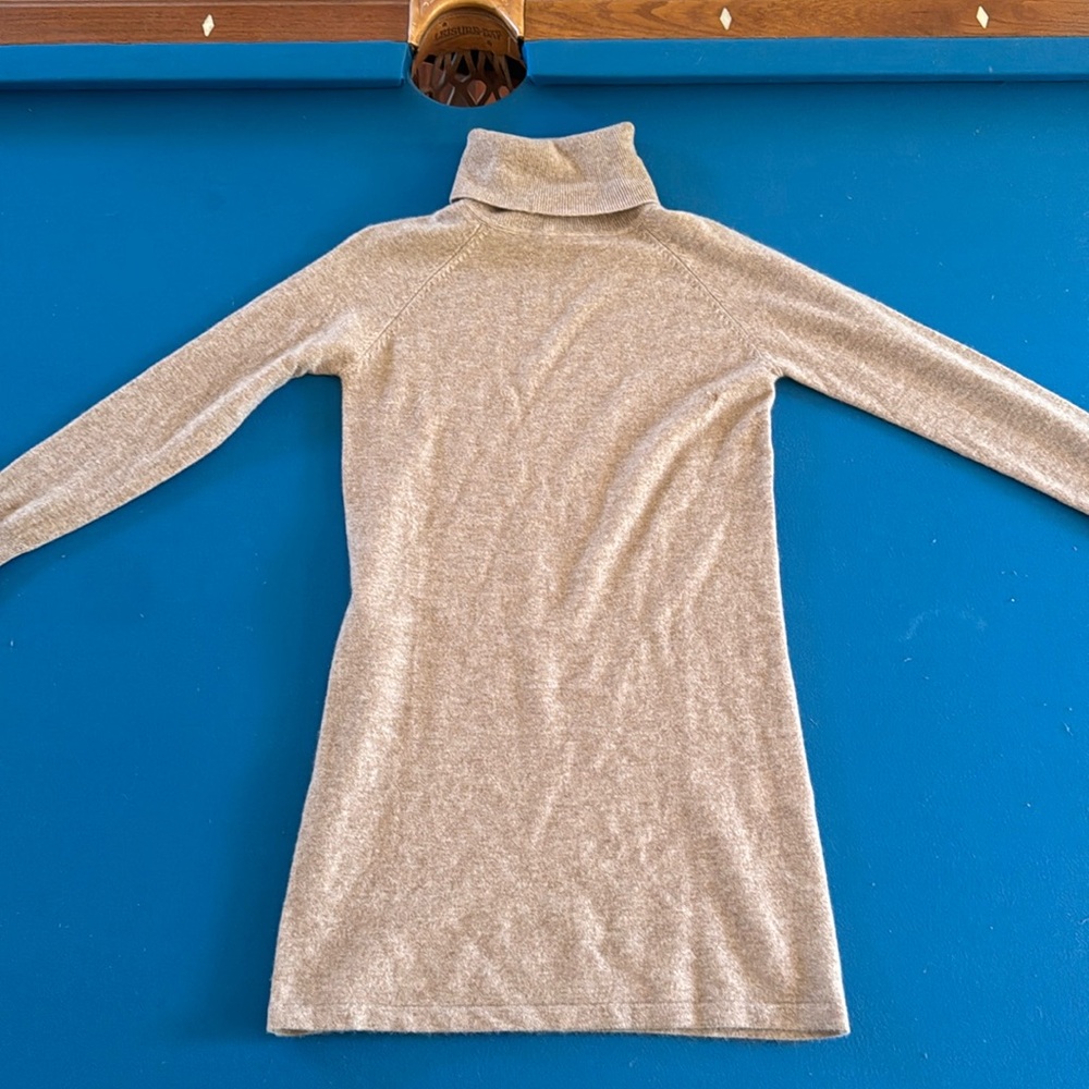 Quince sweater size small